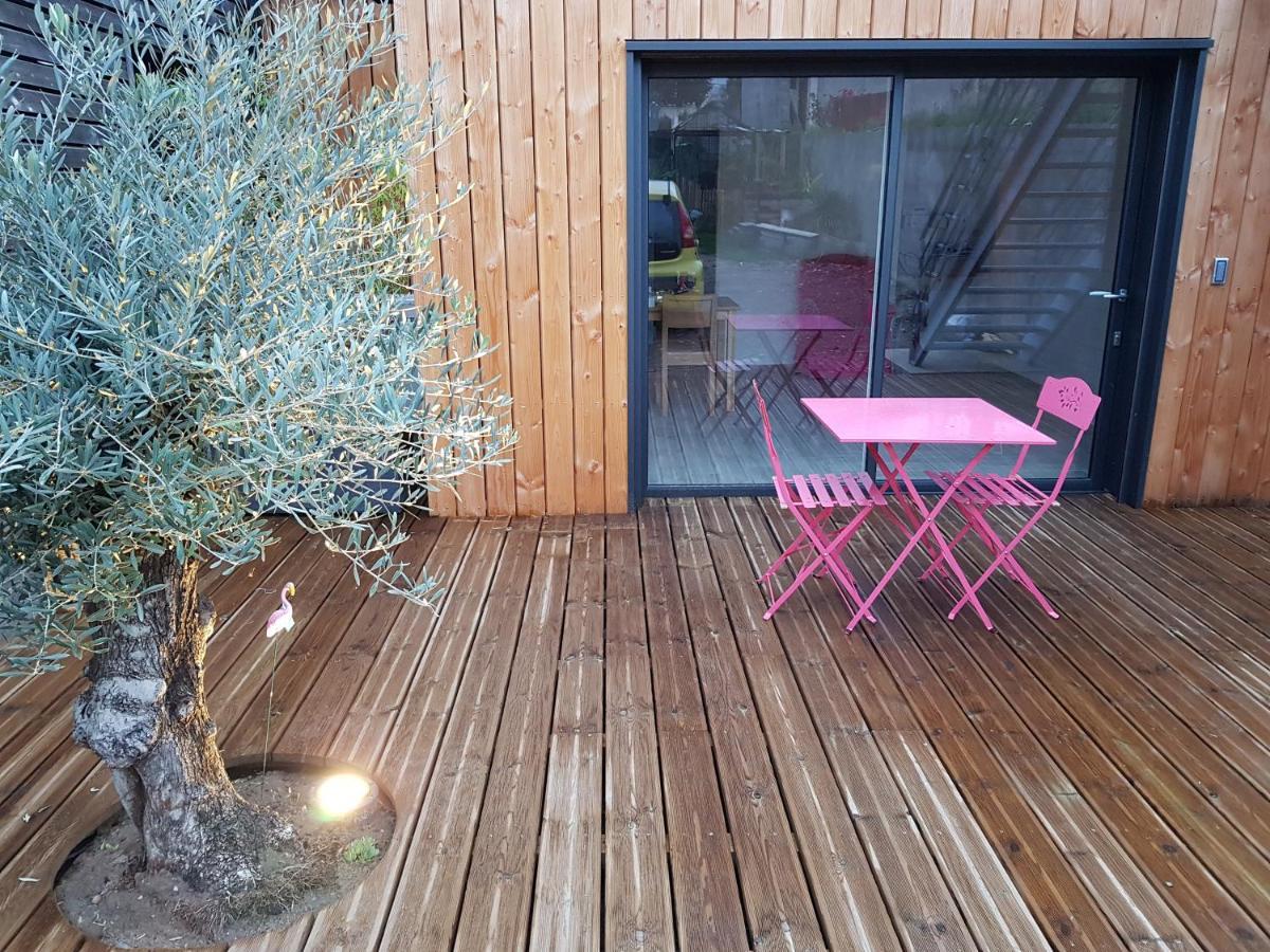 Angers Green Lodge Екстериор снимка