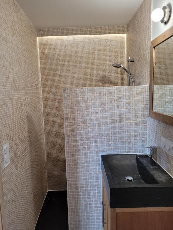 Angers Green Lodge Екстериор снимка